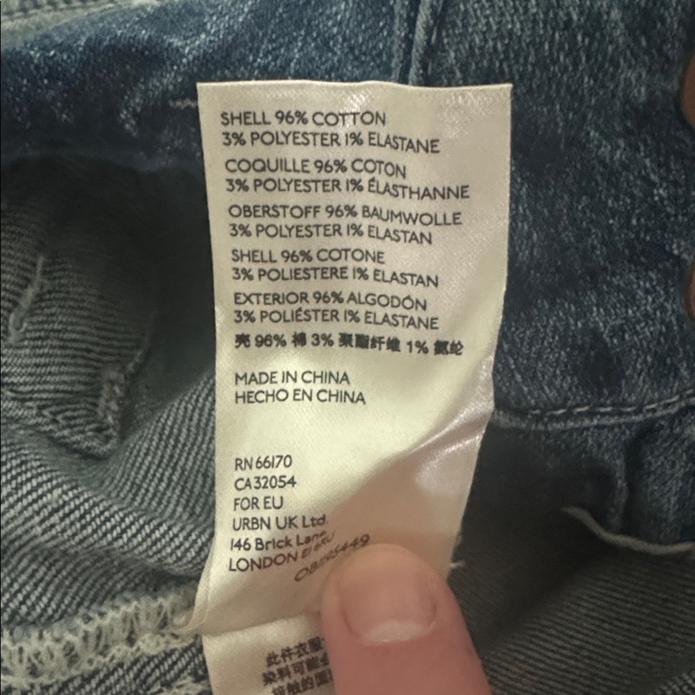 Anthropologie Pilcro The Wanderer Relaxed Utility Jean Distressed Denim Pockets - Picture 12 of 16